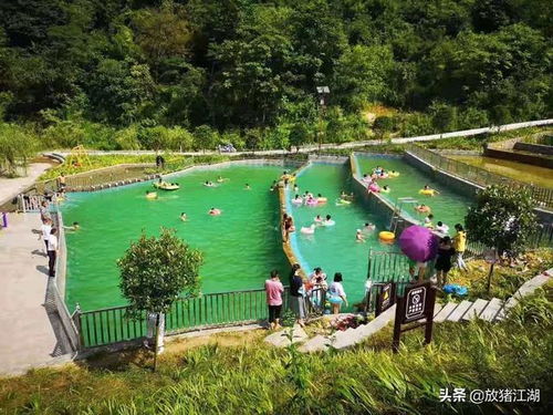 萬重深山里藏著一個(gè)景區(qū),名字叫大窩,有著神秘而傳奇的前生